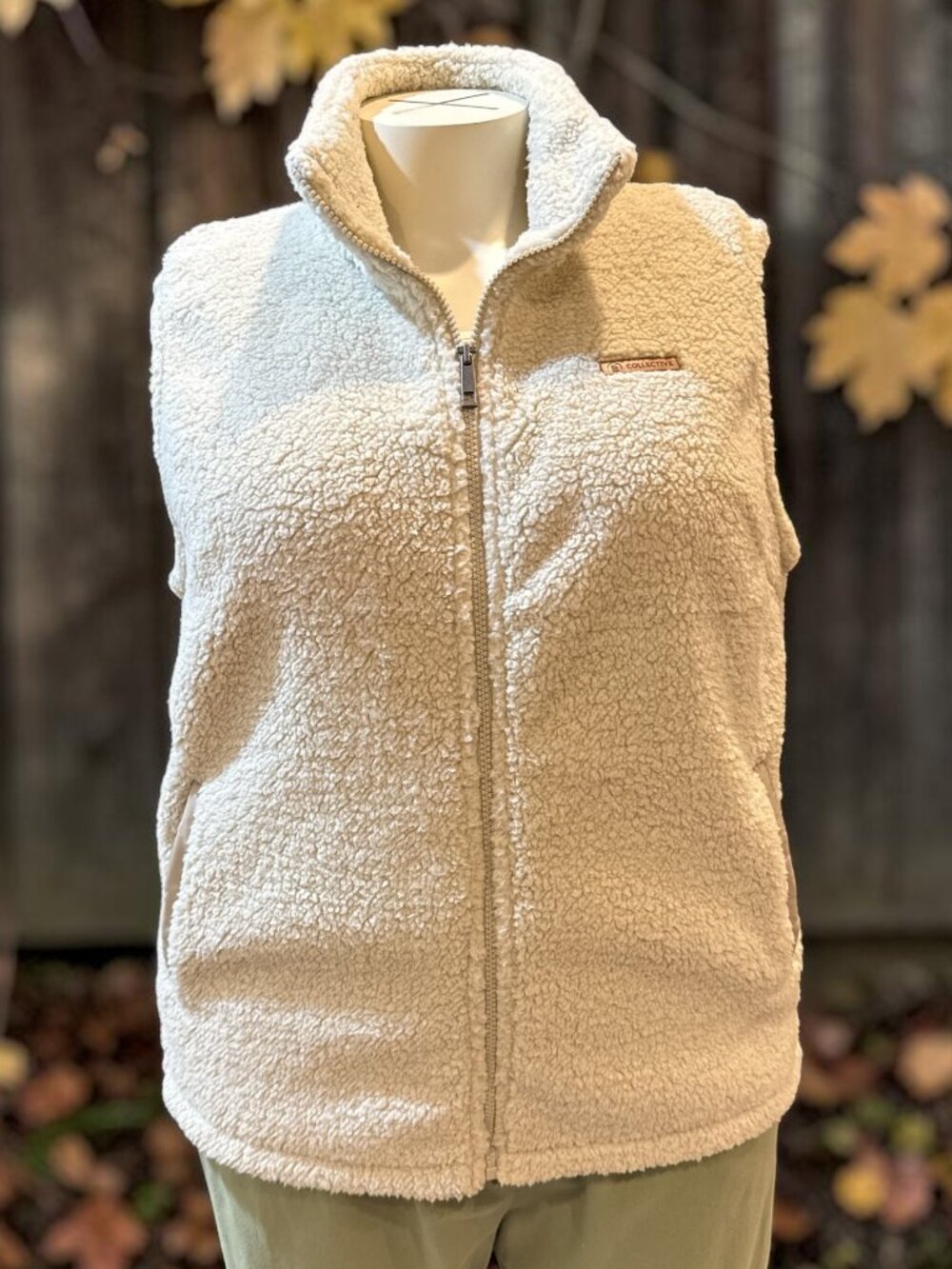 Sage Collective Sz XL Cream White Sherpa Front Zip 2-Pocket Vest
